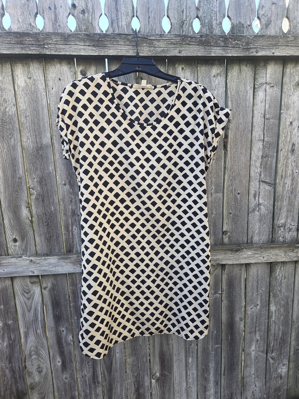 Pink Rose Women's Black & Cream Geometric Shift Dress